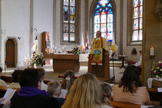 Feier der 1. Heiligen Kommunion in Sankt Crescentius (Foto: Karl-Franz Thiede)